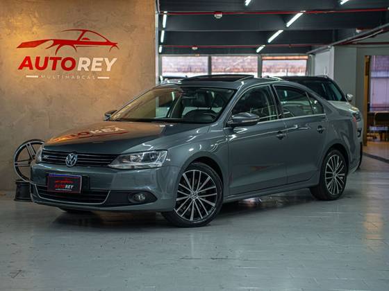 VOLKSWAGEN JETTA 2.0 TSI HIGHLINE 211CV GASOLINA 4P TIPTRONIC